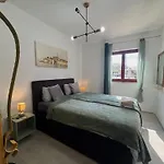 Apartament Orhidelia *