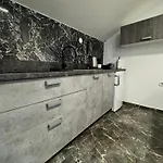 Apartament Orhidelia