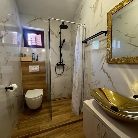 Appartement Orhidelia *